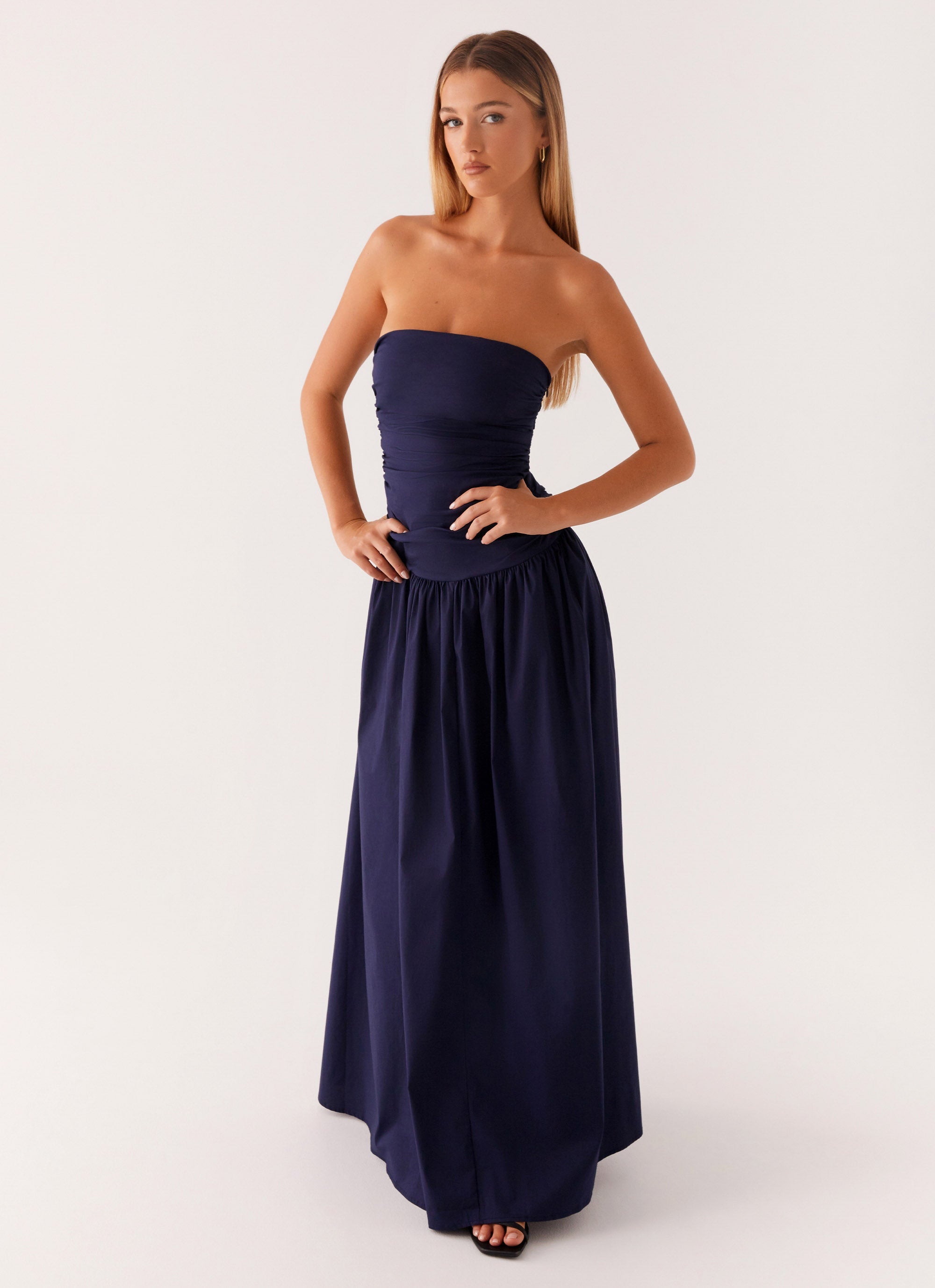 Carmel Collection | Strapless Maxi Dress with Flared Skirt | Elegant Evening Wear for Modern Sophistication - Women's