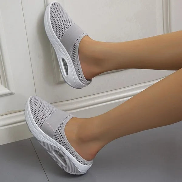 Orthopedic Breathable Slippers with Cushioned Insole