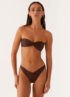Delta Collection | Strapless Bikini Top with Ruched Bustier Design | Chic Swimwear for Beach Elegance
