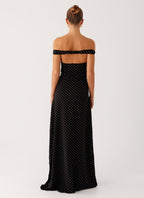 Black Maxi Dress with Sweetheart Neckline | Flattering Long Dress for Sophisticated Evening Wear - Women's